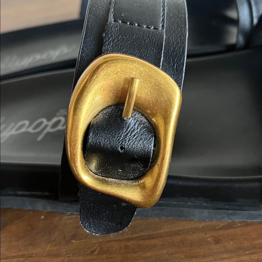 💫Jellypop brand Black Double-Strap Sandal Slides with Modern Gold Buckles💫 - Picture 9 of 9